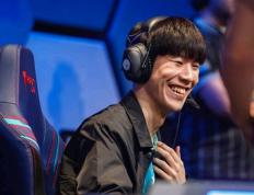 TheShy在篮网比赛中夺冠，领先优势明显引发热议！的简单介绍-九游会网址