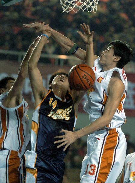 关于广东宏远内部会议纪要流出——今晨门线救险，CBA季后赛使命明确，资深球员宣示担当的信息