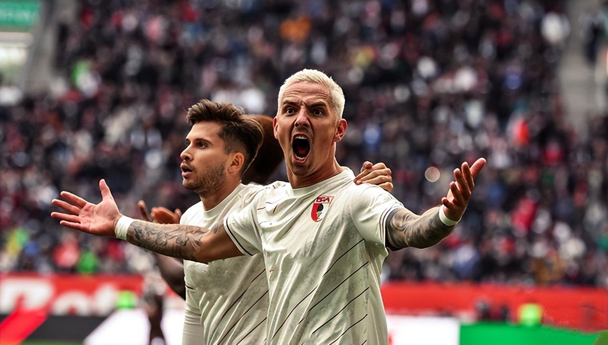 罗马训练开放日，赛前远射贴柱引欢呼，德国杯在即，高层口径保持一致的简单介绍